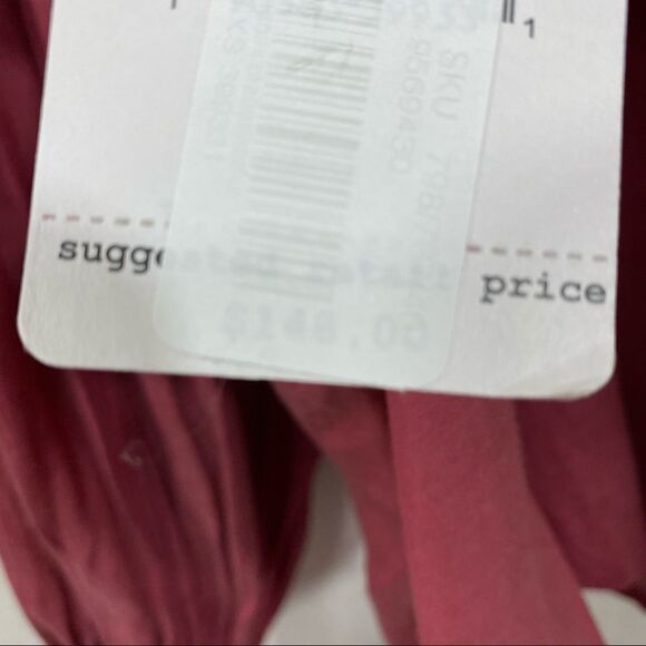 FREE PEOPLE- NWT STYLE OB651956 - MULBERRY COLOR SEMI-SHEER PLEATED CROP TOP B6 - Picture 8 of 11